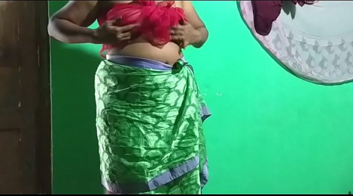Indian Vanitha Showing Big Boobs Pussy