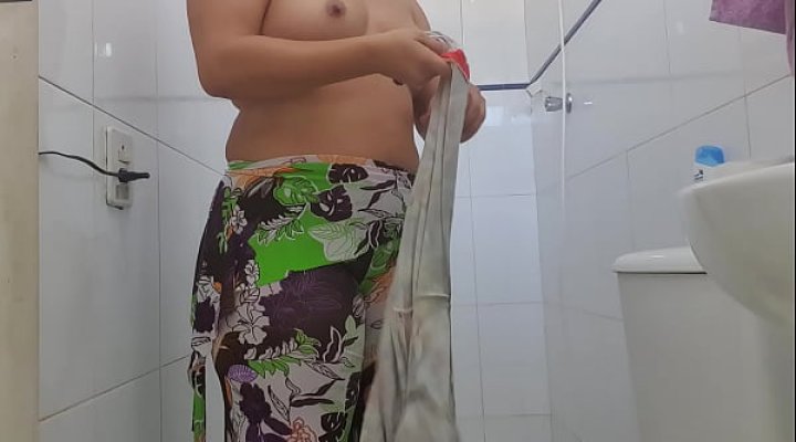 Desi Village Hot Bathing Video