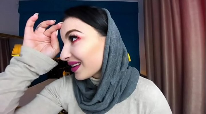 Cute Muslim Girl: A Private Pussy Ritual For You