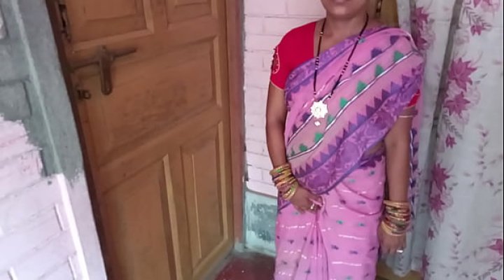 Bhabhi Gets Private Bedroom Treatment