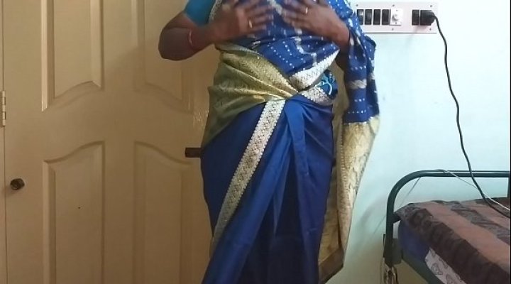 Indian Wife Saree Boob Press Masturbation