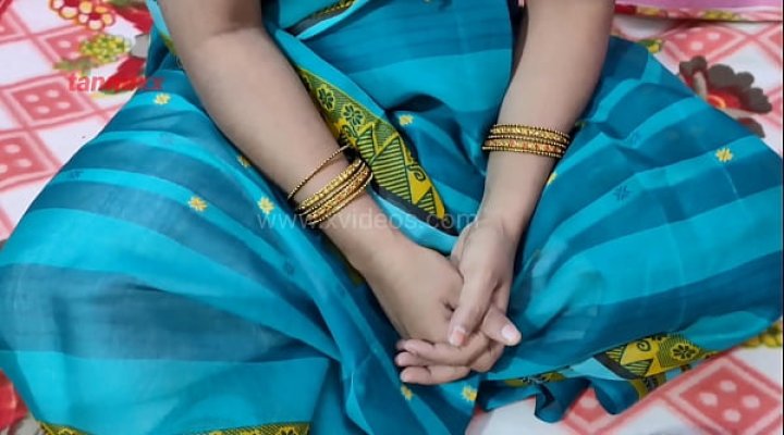 Desi Village Bhabhi Sexy Hotel Room