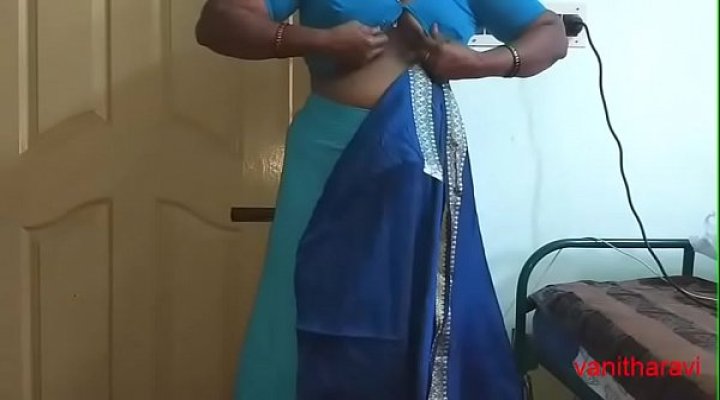Desi Hot Alisha Bhabhi Loves To Insert Dildo Solo Xxx