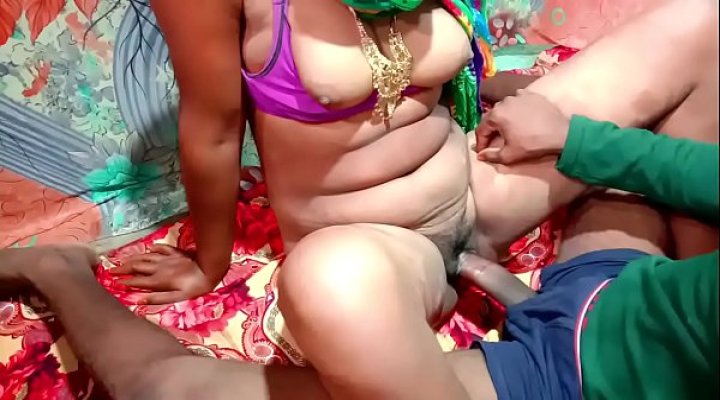 Super Sexy Indian Housewife - Hot Desi Xxx Porn